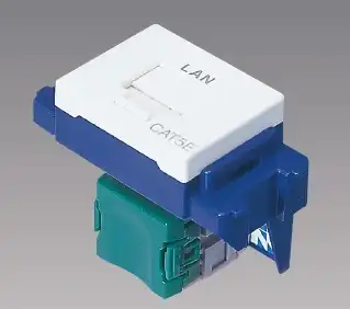 NR3160CW アドバンス 情報モジュラジャック(CAT5E)(埋込型)(セラミックホワイト)